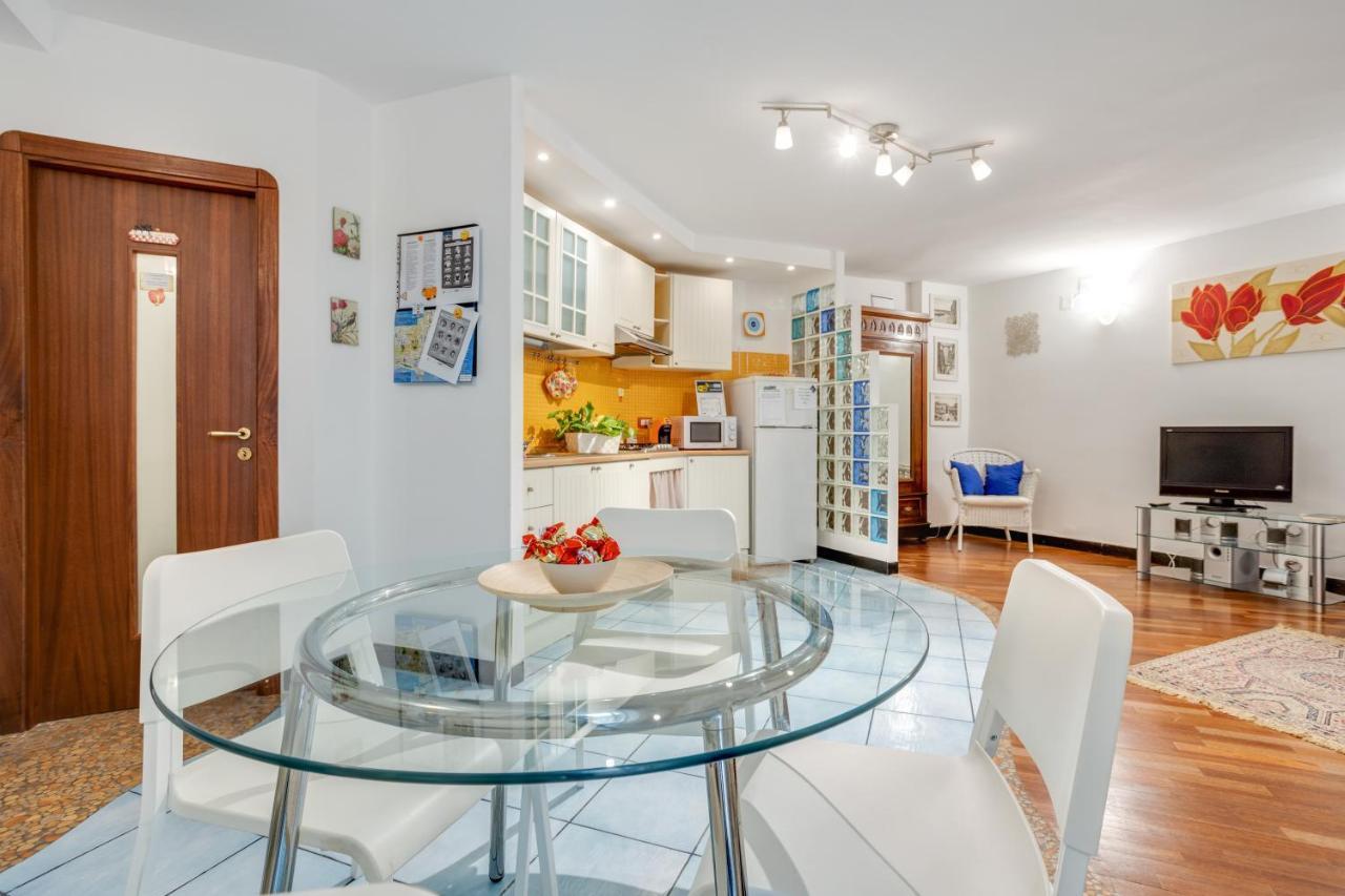 Guesthost - Casa Querida Central & Elegant Flat Napoli Eksteriør billede