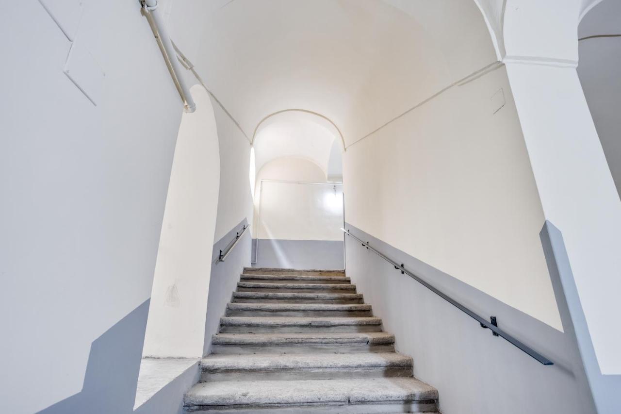 Guesthost - Casa Querida Central & Elegant Flat Napoli Eksteriør billede